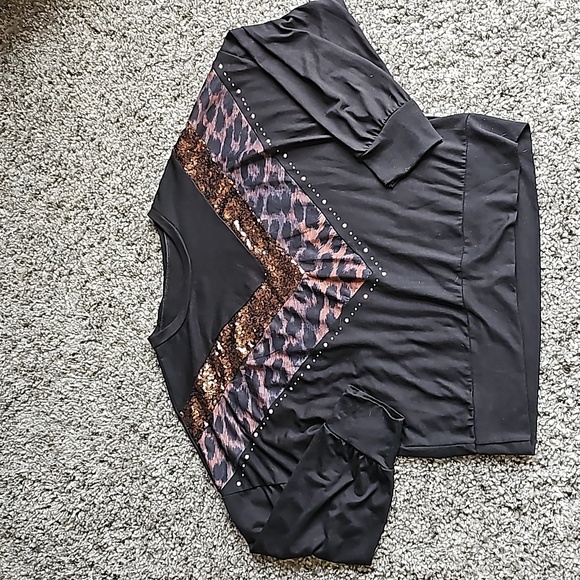 Bundle of 6 Sweaters Fall Winter Long Sleeve Animal Print Size Medium - Picture 7 of 7